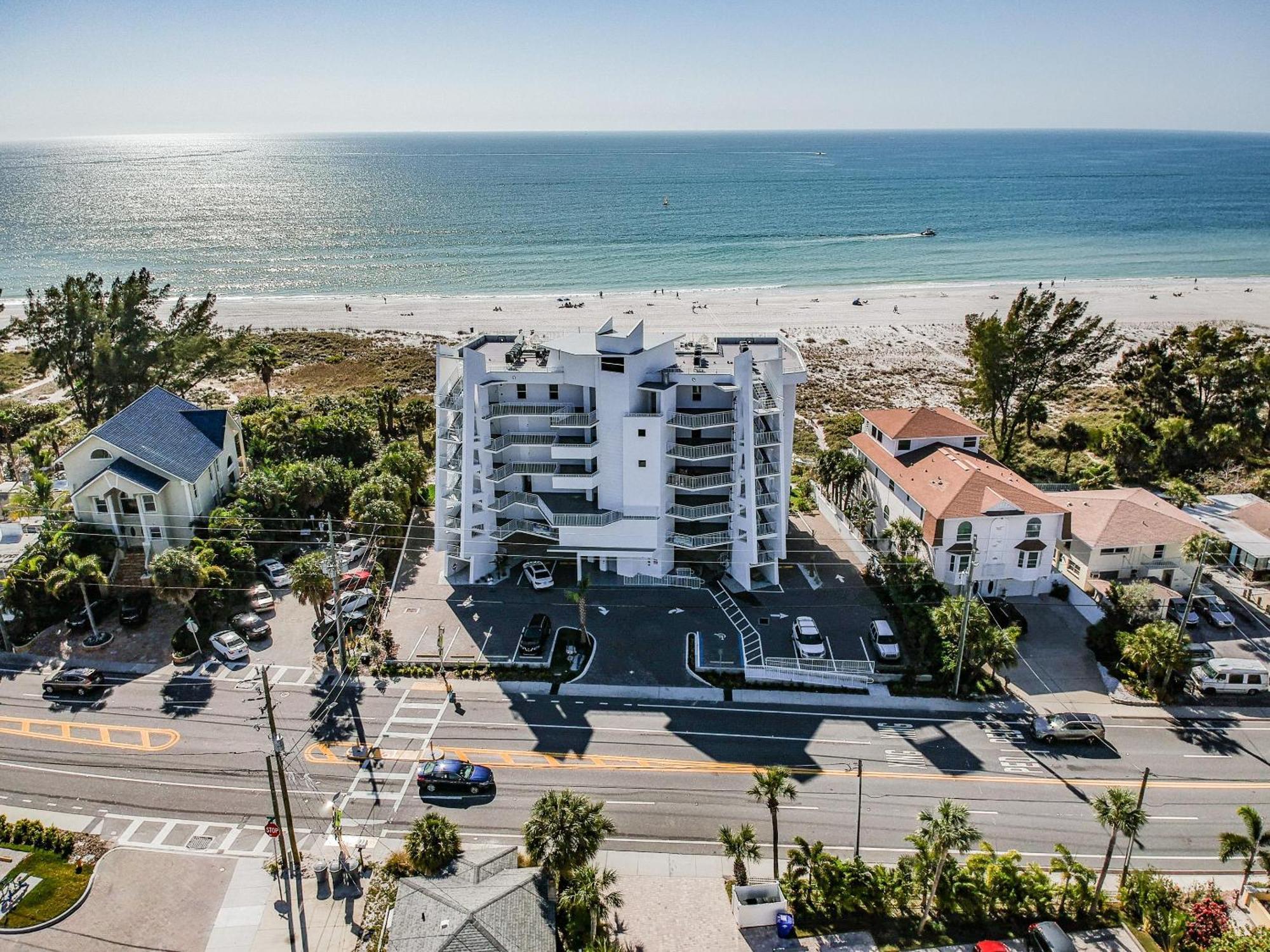 Oceana 305 East Villa St. Pete Beach Bagian luar foto